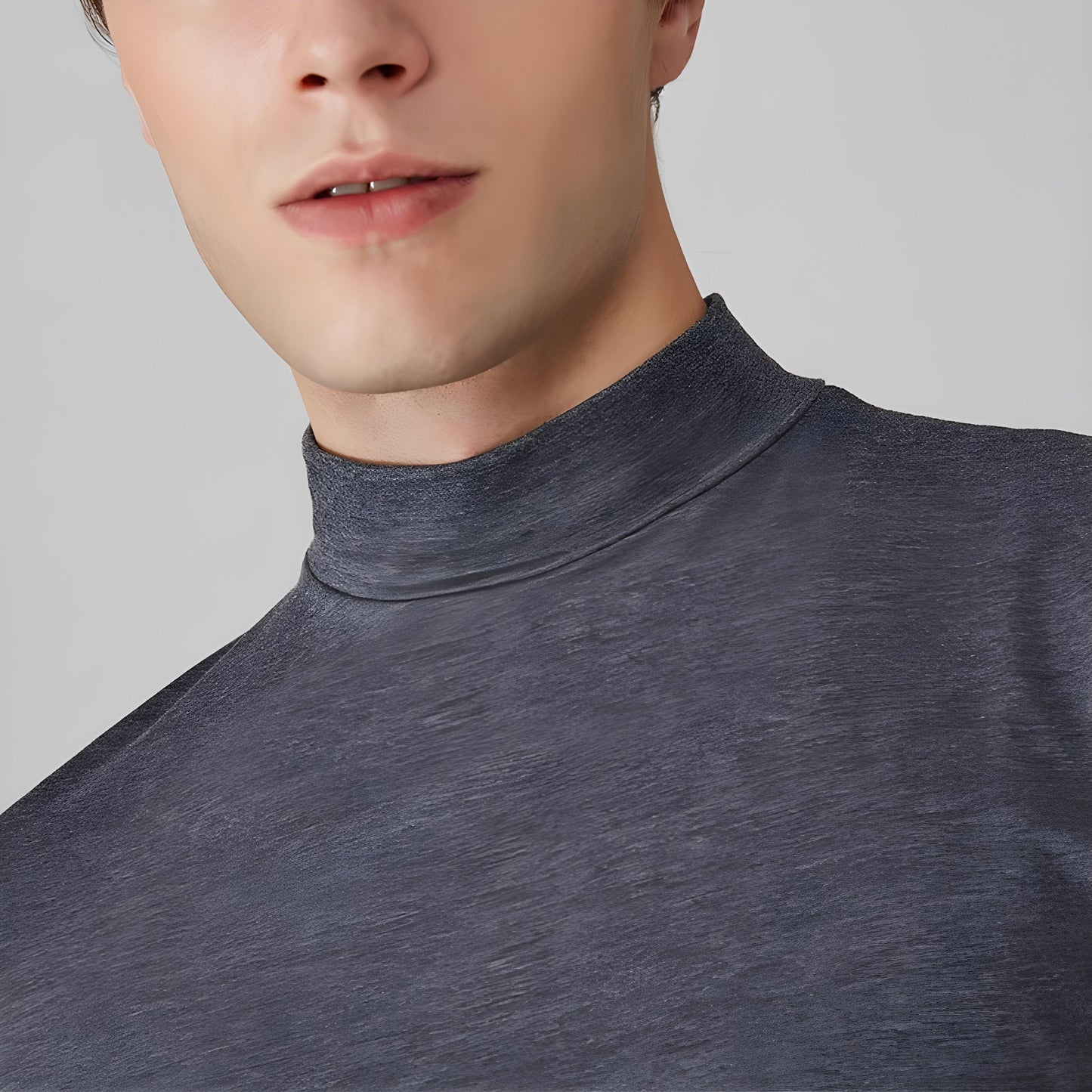 LUCA ESSENTIAL TEE