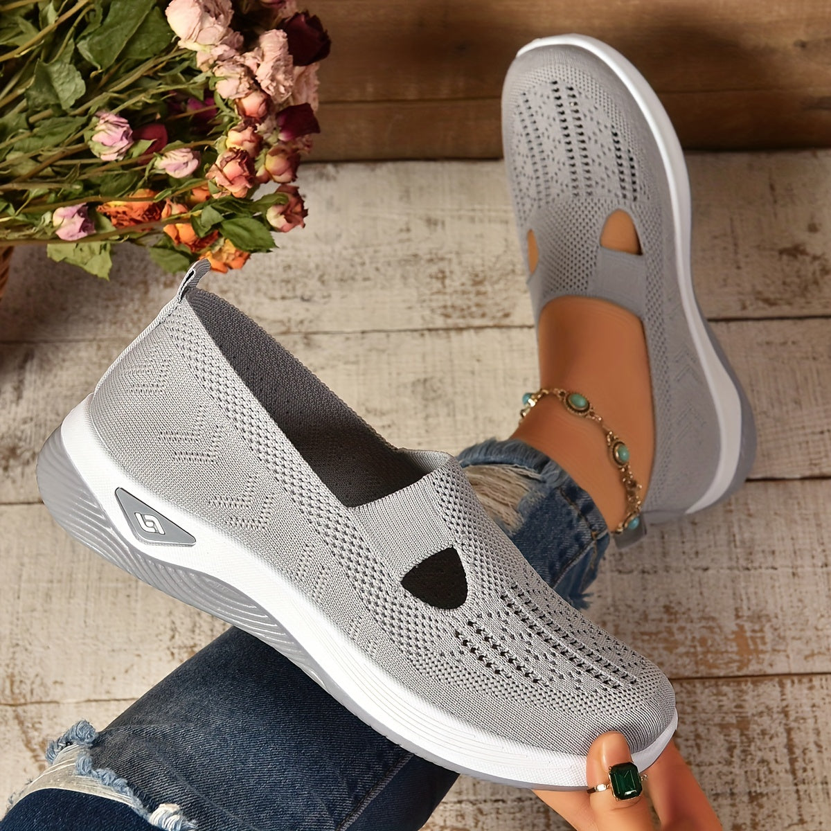 CARRY ORTHOPEDIC SLIP ONS