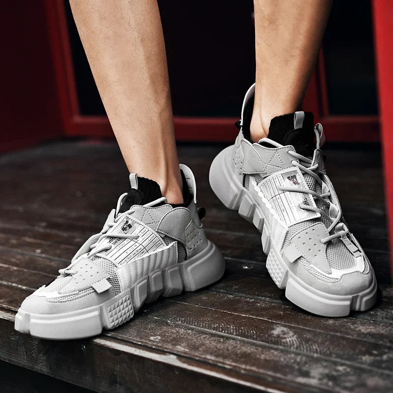 NOVA MOTION SNEAKERS